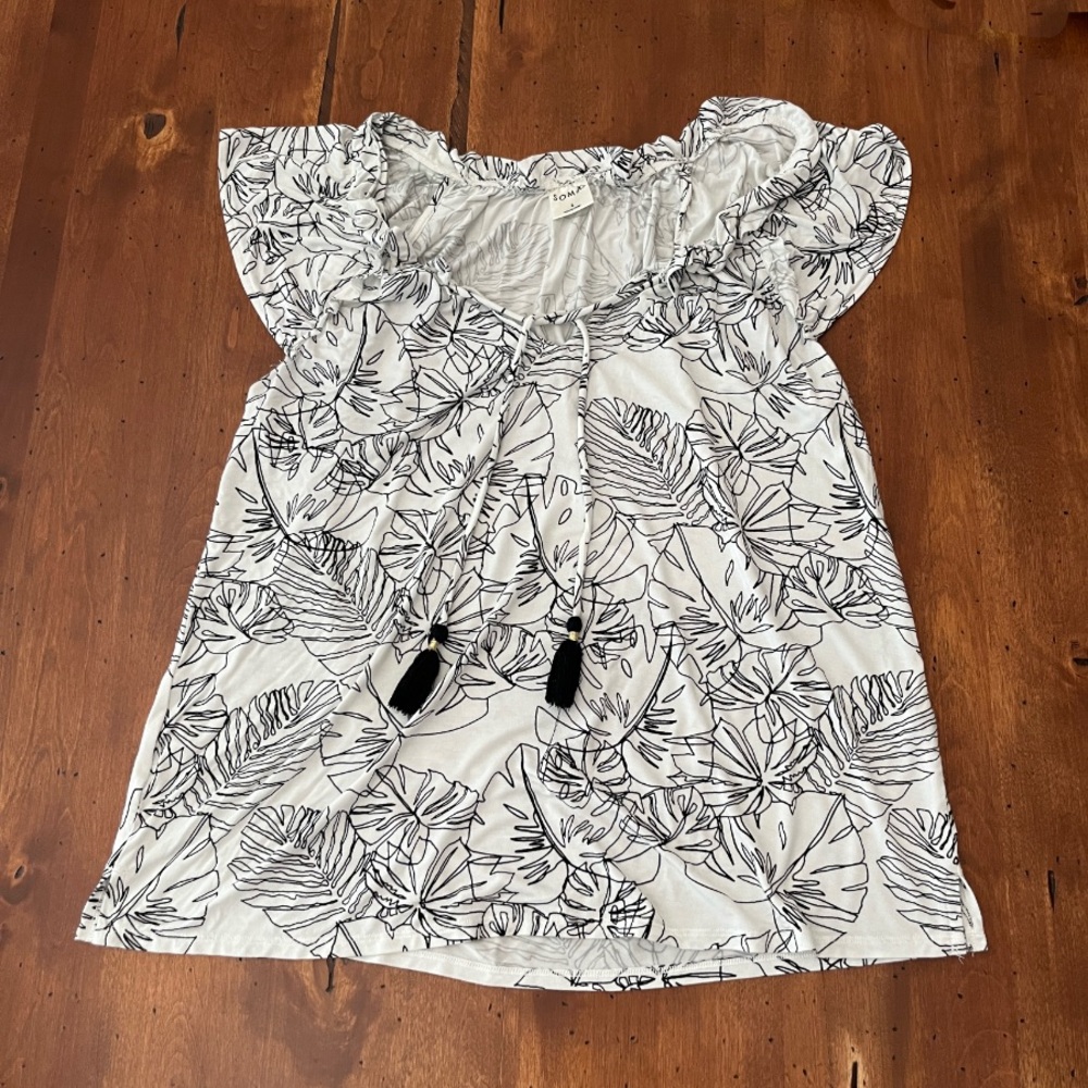 Soma Black and White Floral Short Sleeved Top